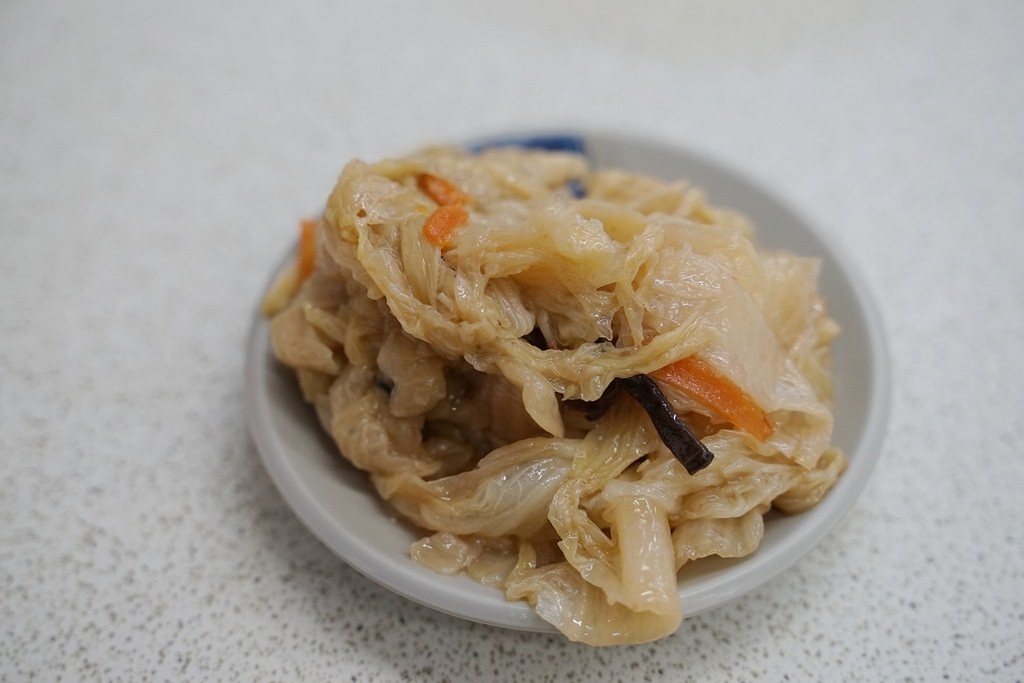 【台中北區小吃推薦】Google評論多達4700則 美味紅糟滷肉飯 東興市魯肉義