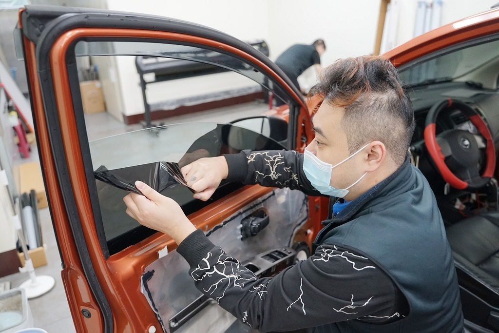 【桃園汽車隔熱紙推薦】Llumar龍膜隔熱紙 世界最大隔熱紙生產製造廠 宏昇汽車玻璃隔熱紙