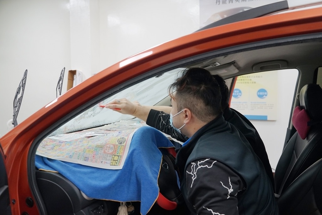 【桃園汽車隔熱紙推薦】Llumar龍膜隔熱紙 世界最大隔熱紙生產製造廠 宏昇汽車玻璃隔熱紙