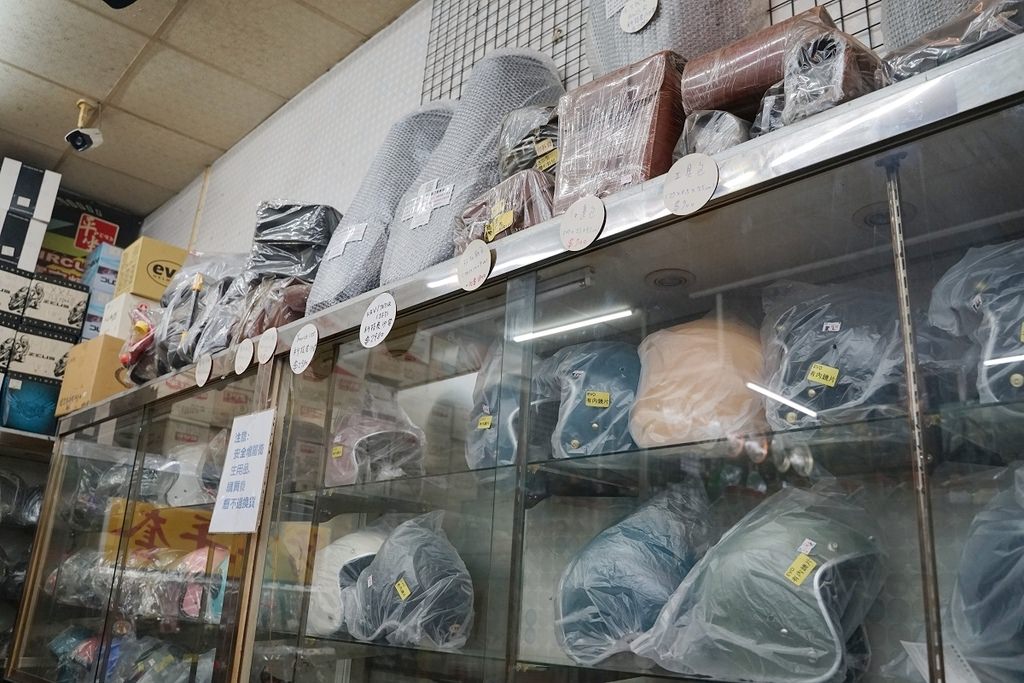【台南機車材料行推薦】排氣管修改訂做訂製 雷射雕刻機批發教學 金輪動力開發有限公司