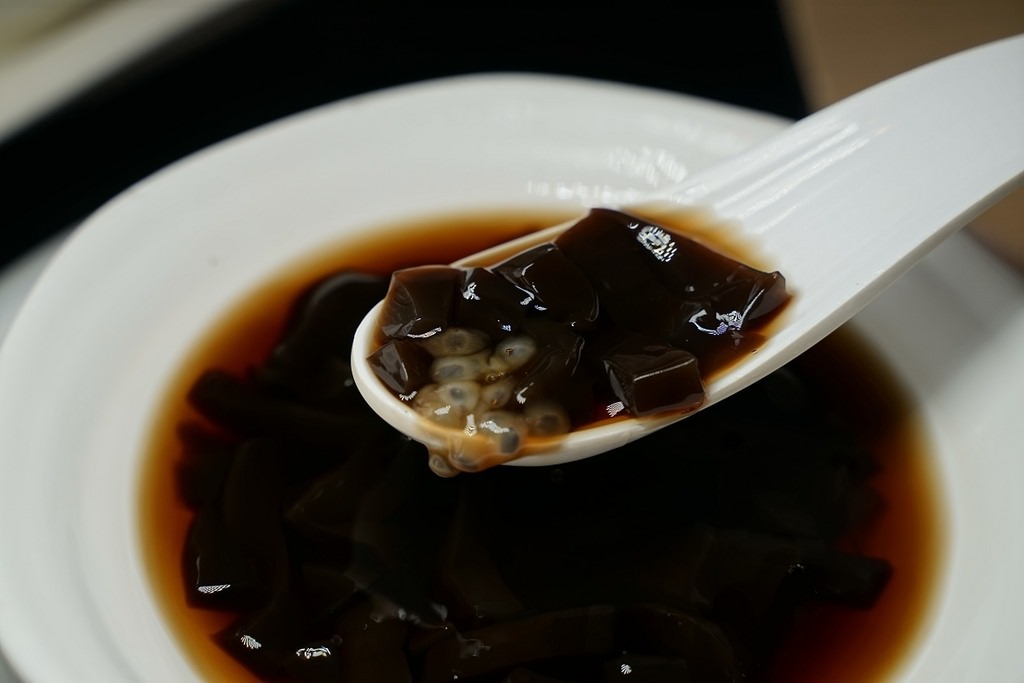 【中壢吃到飽餐廳推薦】嚴選台灣在地好農食材 關東風味壽喜燒 本燔野菜農場