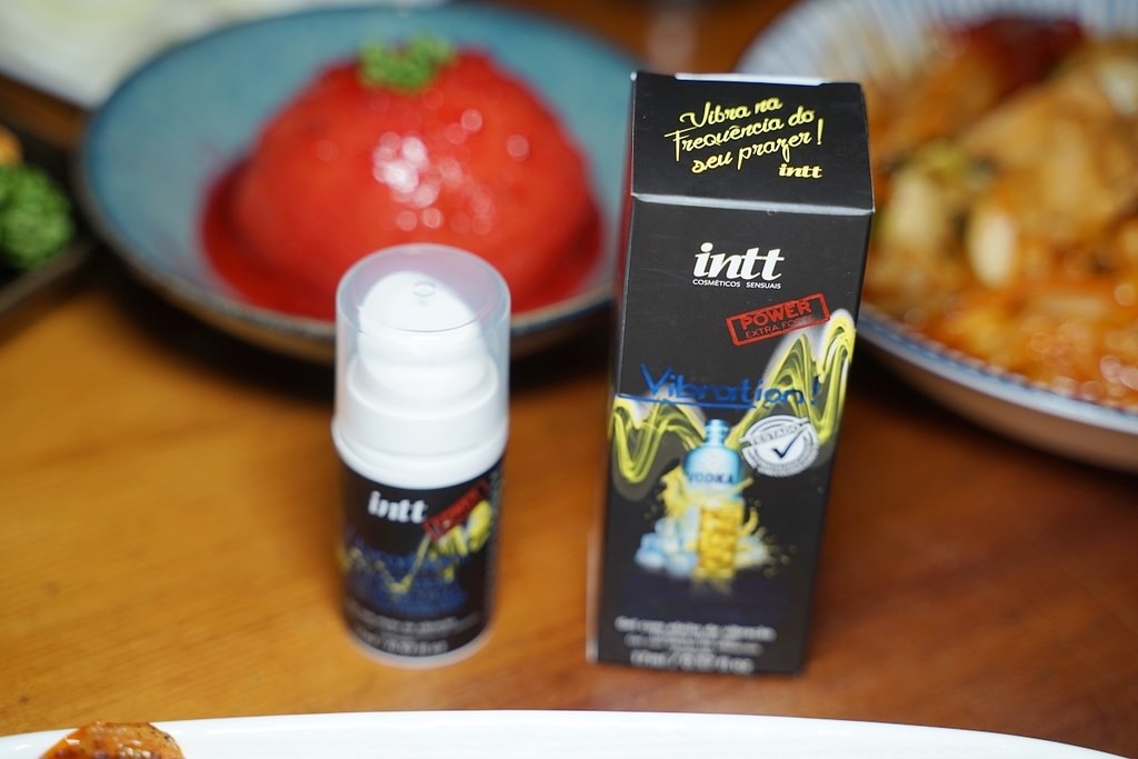【情趣潤滑液推薦】老司機專用【巴西 Intt Vibration 爆跳式高潮液】大麻籽油/泡泡糖/伏特加激情凝露