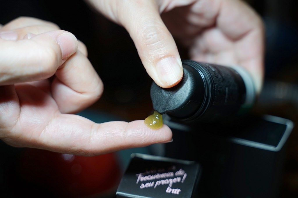 【情趣潤滑液推薦】老司機專用【巴西 Intt Vibration 爆跳式高潮液】大麻籽油/泡泡糖/伏特加激情凝露