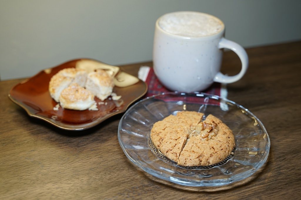 【龍岡下午茶推薦】文青風漢餅店 美味開花餅/桃酥 一格 une pâtisserie