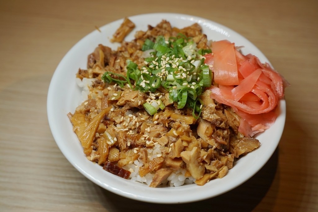 【中壢拉麵推薦】大江購物中心美食好選擇 日本北海道札幌拉麵 味の時計台