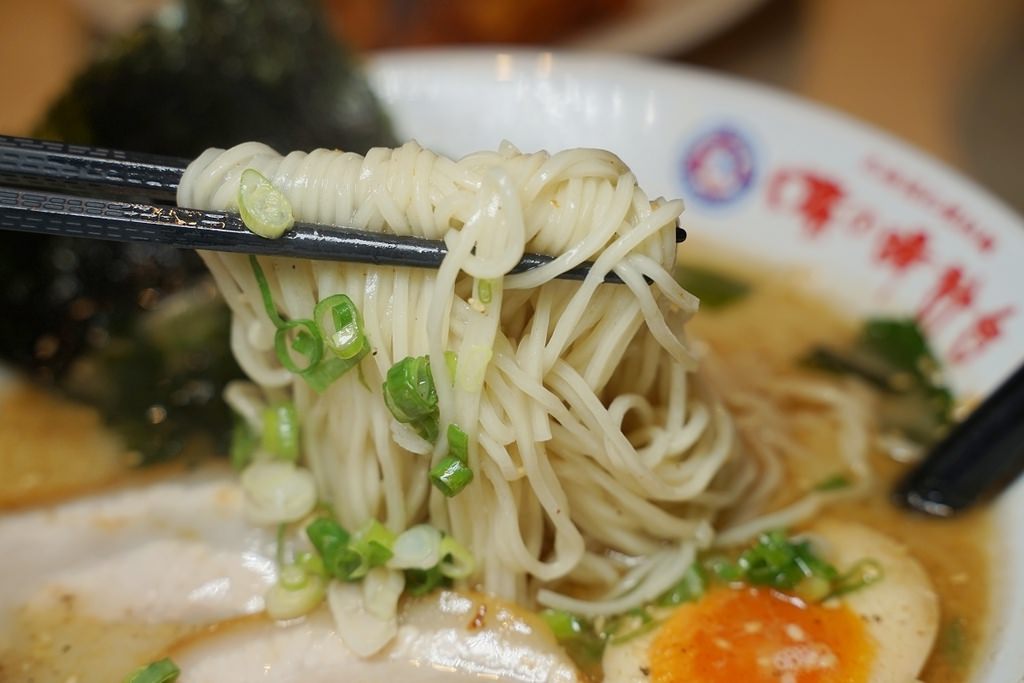 【中壢拉麵推薦】大江購物中心美食好選擇 日本北海道札幌拉麵 味の時計台