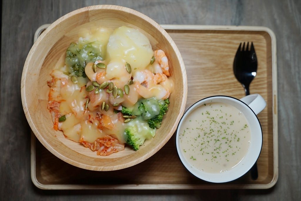 【台北萬華西門町美食推薦】美味健康客製化輕食餐盒 超文青風明星愛店 莎拉還有