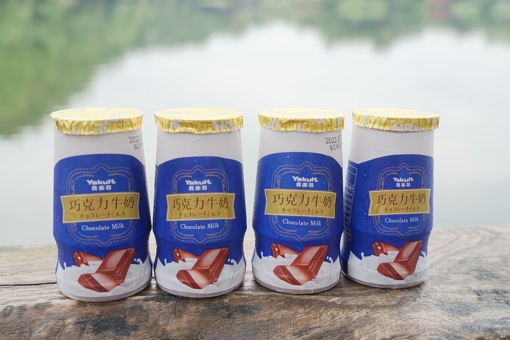【新養樂多 New Yakult】養樂多代田菌＋半乳寡糖+膳食纖維 三項國家認證活菌發酵乳
