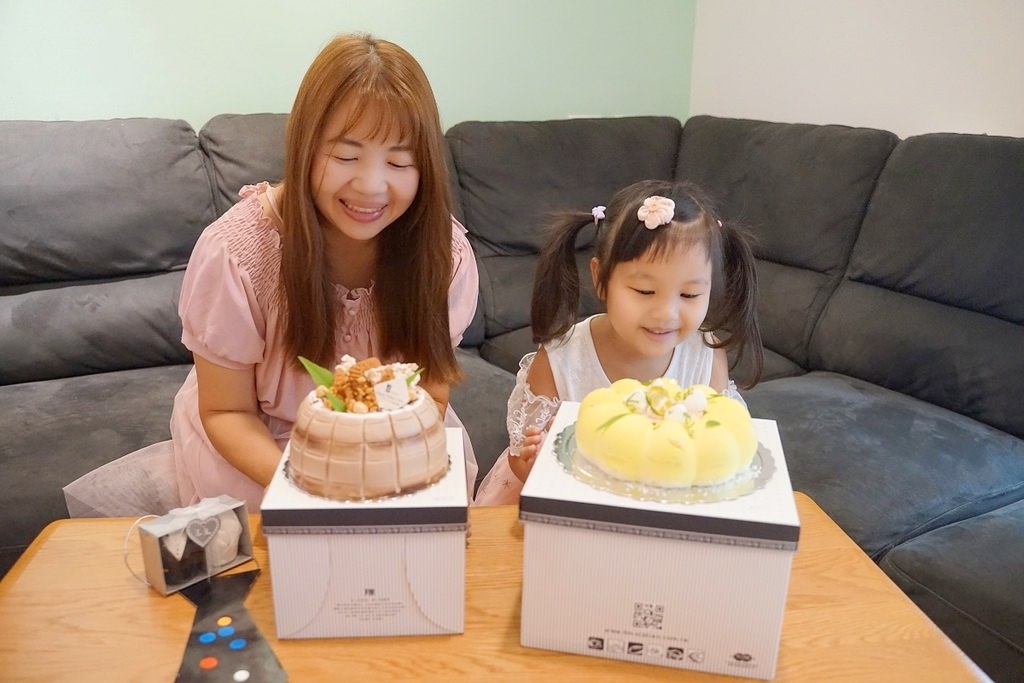 【台中父親節蛋糕推薦】預購父親節主題蛋糕享9折優惠再送超好用保冷袋 超好吃繽紛橡木桶/羅勒傳奇 馥漫麵包花園大雅站