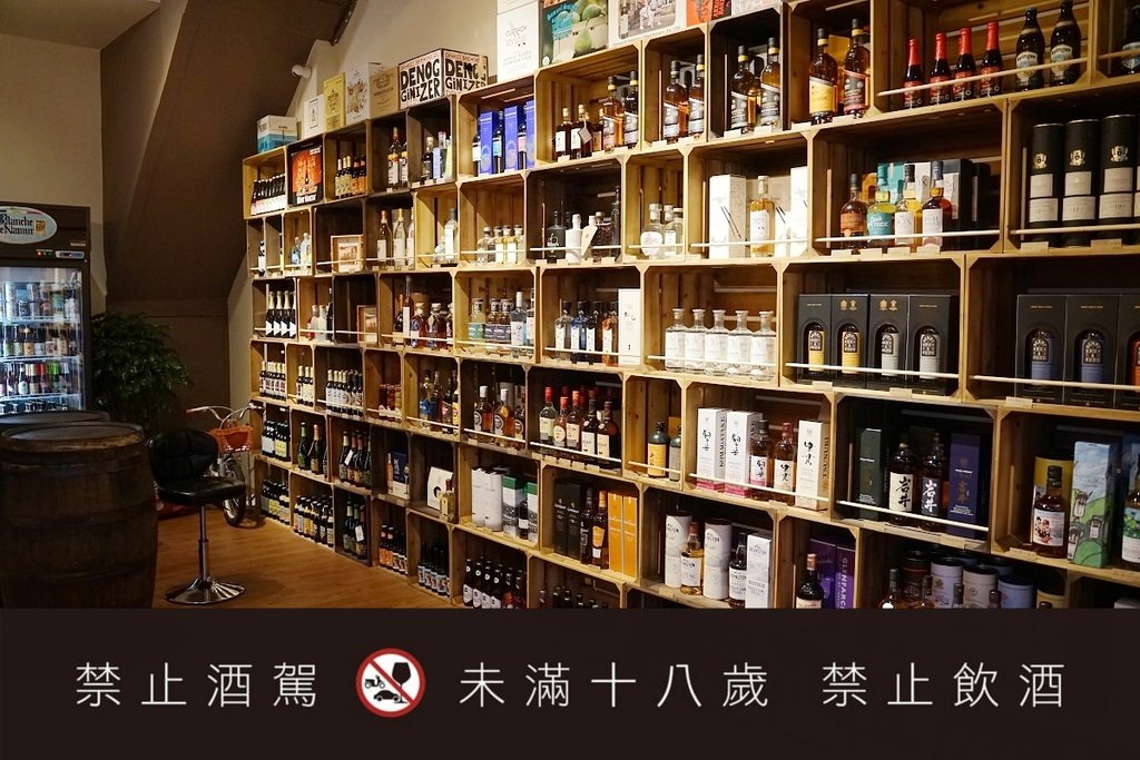 【台中啤酒吧推薦】368元手工啤酒無限暢飲喝到飽 必吃生蠔等級淡菜鍋 霧樂家釀酒食文化館