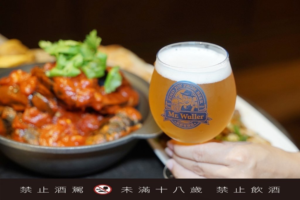 【台中啤酒吧推薦】368元手工啤酒無限暢飲喝到飽 必吃生蠔等級淡菜鍋 霧樂家釀酒食文化館