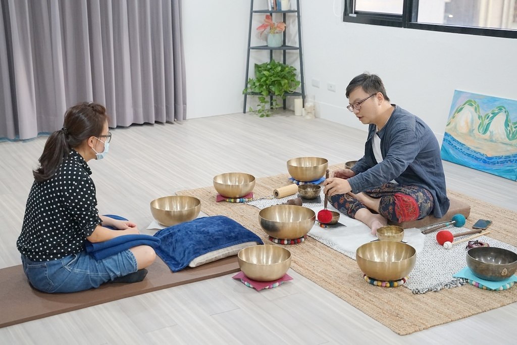 【台北減壓課程推薦】獨特頻率團體頌缽體驗 身心靈深層放鬆 起跑點身心平衡學院