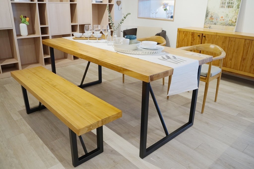 【台中大里家具店推薦】印尼大廠進口柚木家具 柚木家具配置裝潢空間設計服務 歐克斯柚木大里店