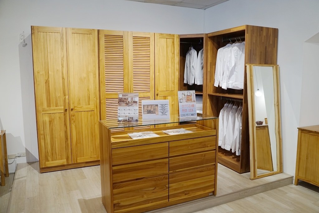 【台中大里家具店推薦】印尼大廠進口柚木家具 柚木家具配置裝潢空間設計服務 歐克斯柚木大里店