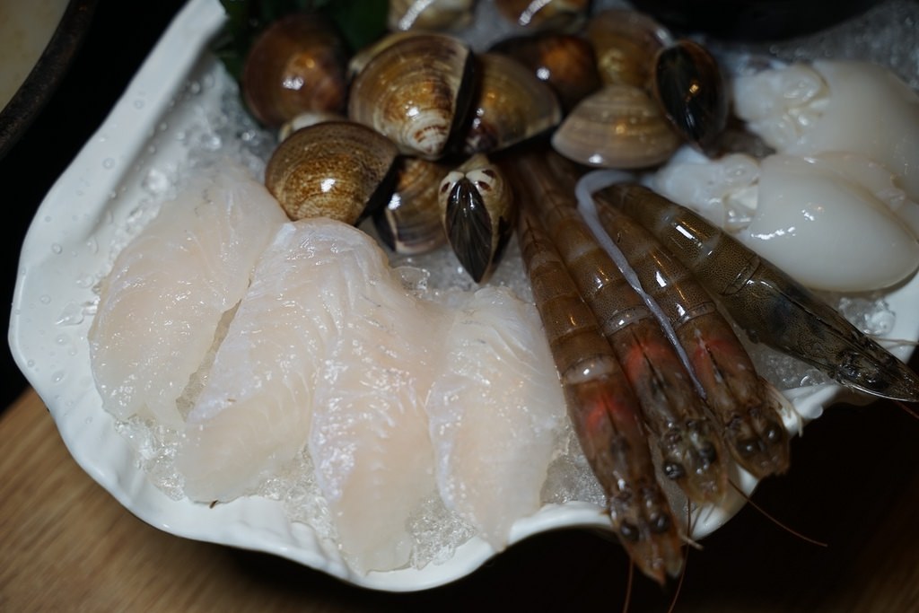 【台北東區火鍋宵夜餐廳推薦】火鍋第一品牌樂多多集團 肉粉FUN暑假感恩回饋 肉多多火鍋大安大安店