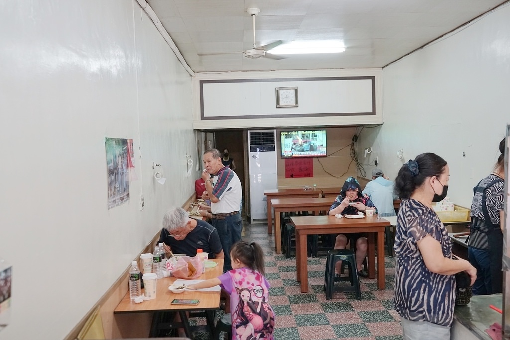 【中壢市區自助餐推薦】中壢在地40年自助餐老店 學生三菜一肉只要50元 建國自助餐