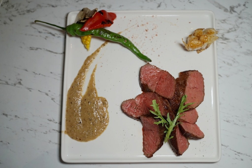 【新竹金山街美食推薦】IG打卡熱門溫室花園餐廳 新竹情侶約會用餐好選擇 Garden Party