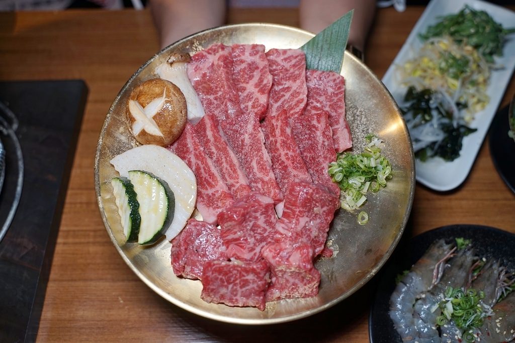 【台中西屯區燒肉推薦】超人氣逢甲燒肉 真正炭火燒肉 激推內藏燒肉 Hi燒肉!青海創始店