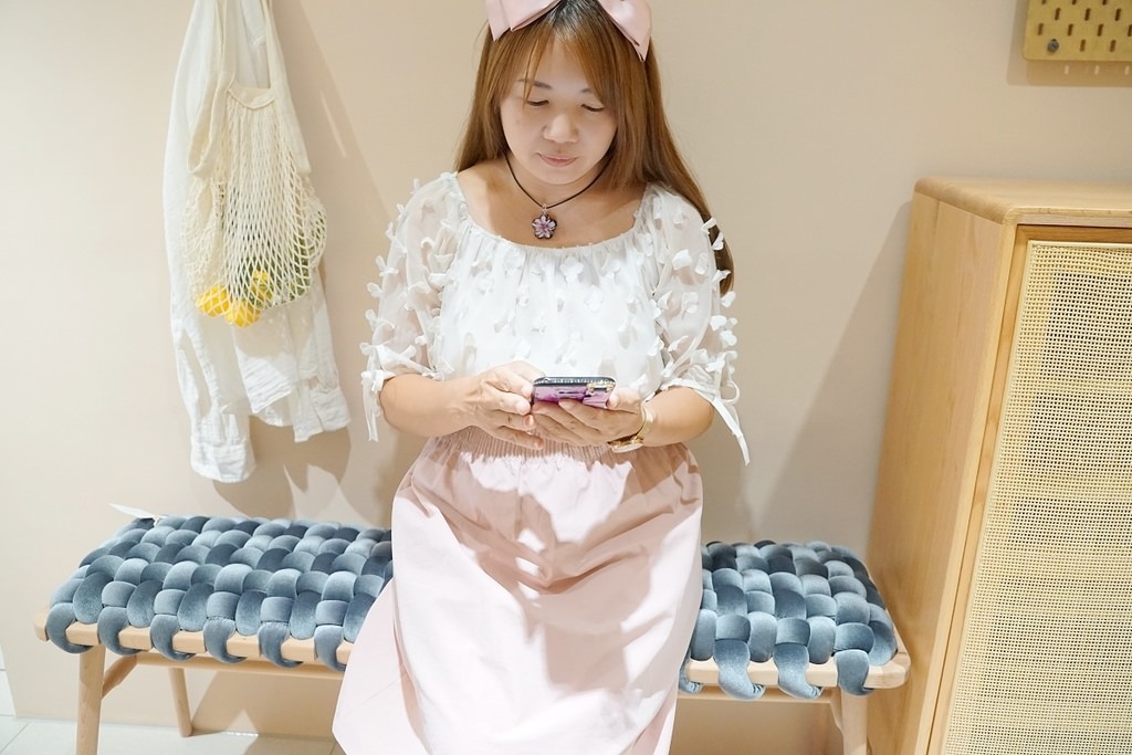 【設計家具推薦】DOLCE FAR NIENTE 無所事事的美好 Knots Studio Velvet Woven Bench 天鵝絨編織長凳