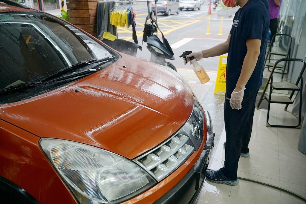 【板橋洗車打蠟鍍膜推薦】單層鍍膜3980元 鍍膜會員洗車只要100元 GO汽車美容