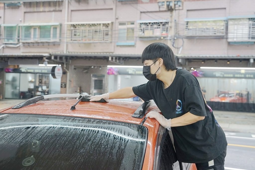 【板橋洗車打蠟鍍膜推薦】單層鍍膜3980元 鍍膜會員洗車只要100元 GO汽車美容