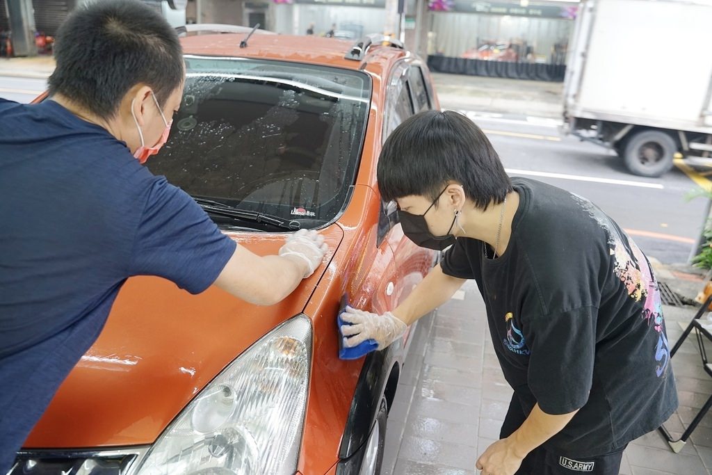 【板橋洗車打蠟鍍膜推薦】單層鍍膜3980元 鍍膜會員洗車只要100元 GO汽車美容