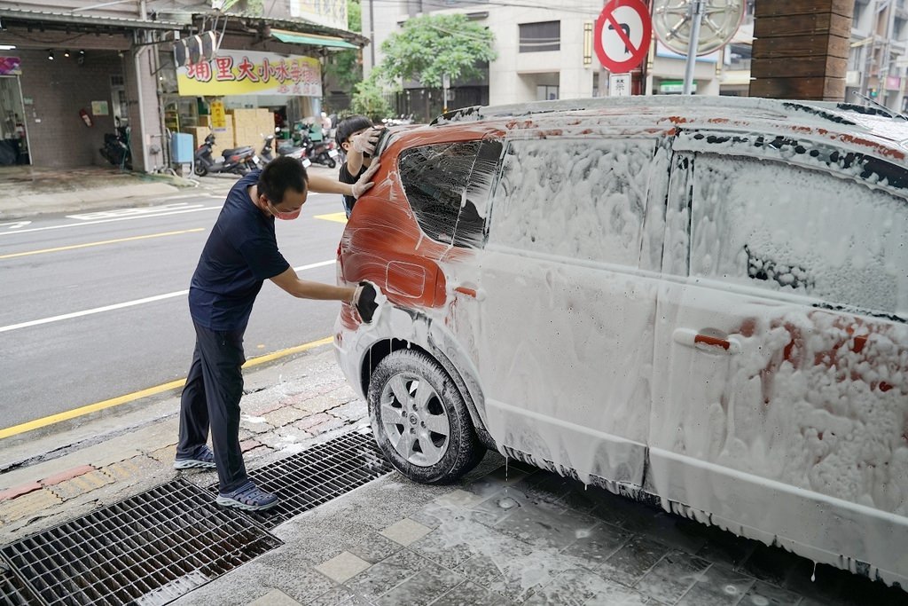 【板橋洗車打蠟鍍膜推薦】單層鍍膜3980元 鍍膜會員洗車只要100元 GO汽車美容