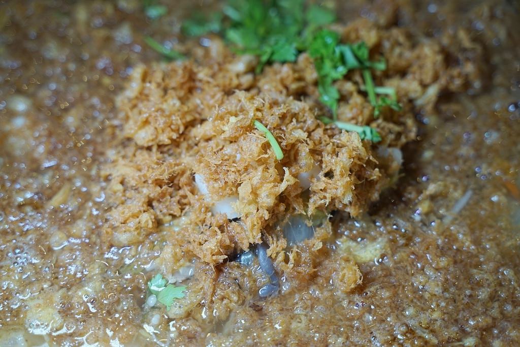 【宜蘭礁溪烤雞推薦】皮脆肉嫩苗栗黑羽土雞 免費停車網美用餐環境 皇家花園餐廳