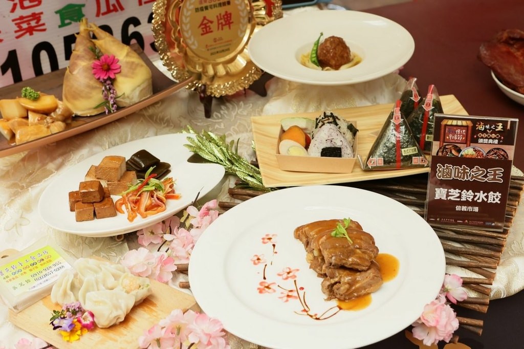 【2022臺北傳統市場節天下第一攤金賞獎】全台北最好吃的滷味在這裡 滷味之王獎落誰家？？