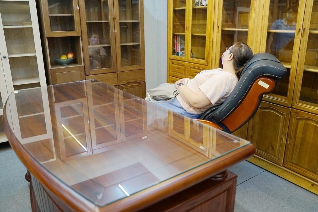 【桃園蘆竹南崁家具行推薦】床墊自產自銷31年 最完美弧度貼心電動床 德新傢俱蘆竹南崁店