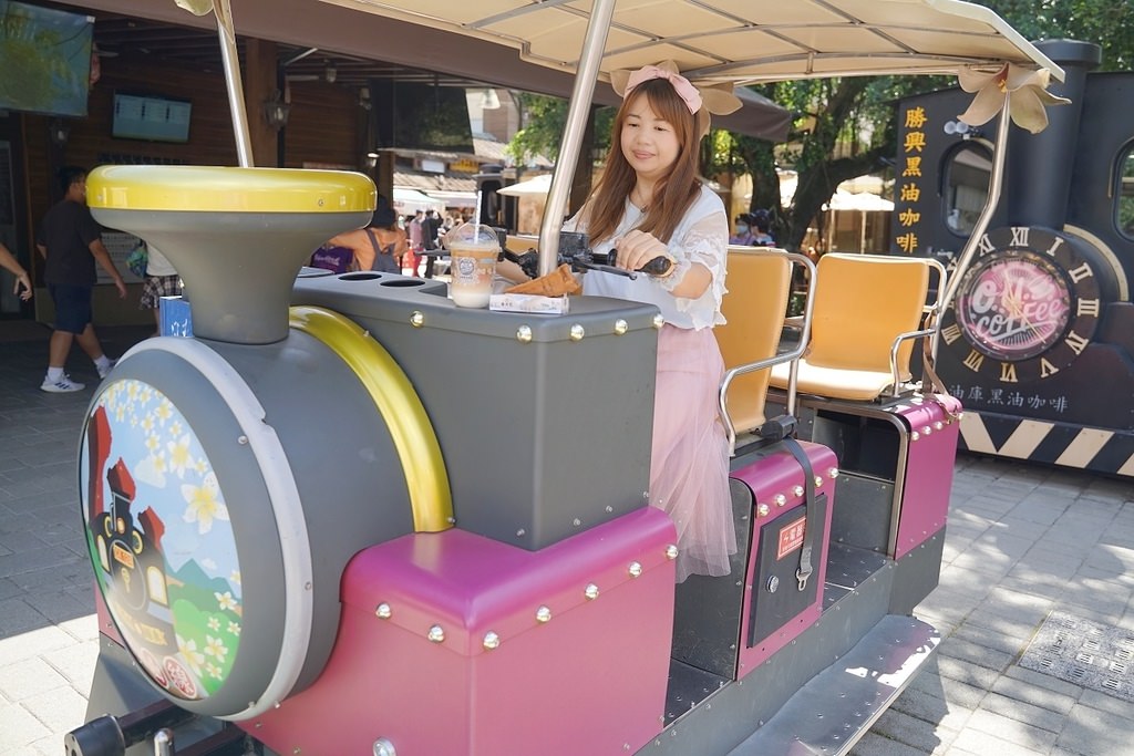 【苗栗勝興車站下午茶推薦】自家烘焙高品質手沖咖啡 全台唯一火車雞蛋糕 油庫黑油咖啡