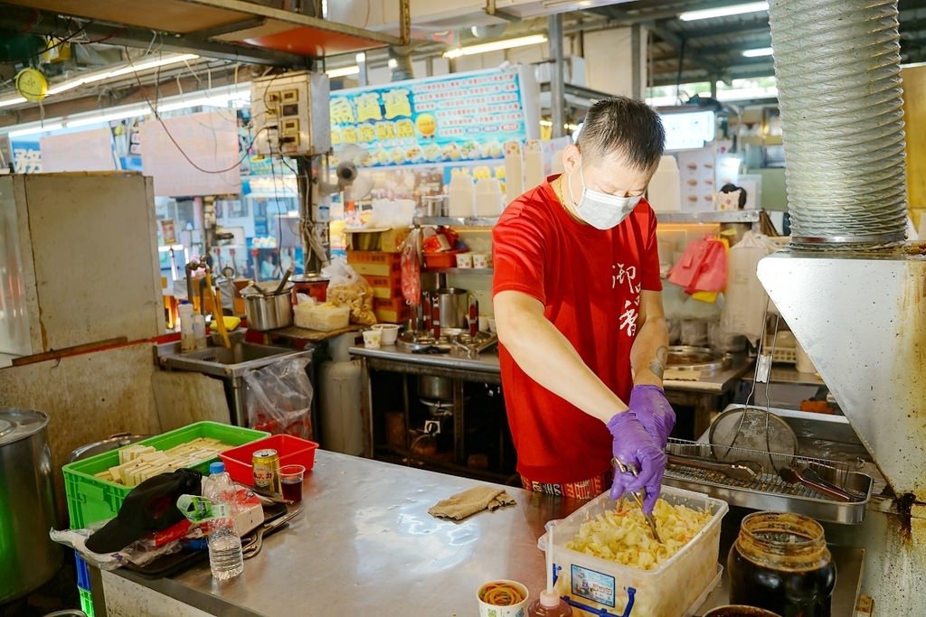 【八德興仁花園夜市火鍋推薦】一個人也能吃麻辣鍋 真材實料香麻夠味 御品香正宗重慶麻辣鍋