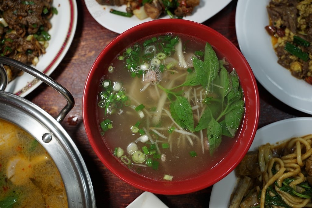 【新竹北門街美食推薦】中國八大菜系之一 香辣美味湖南菜/湘菜 阿桂羊牛雜