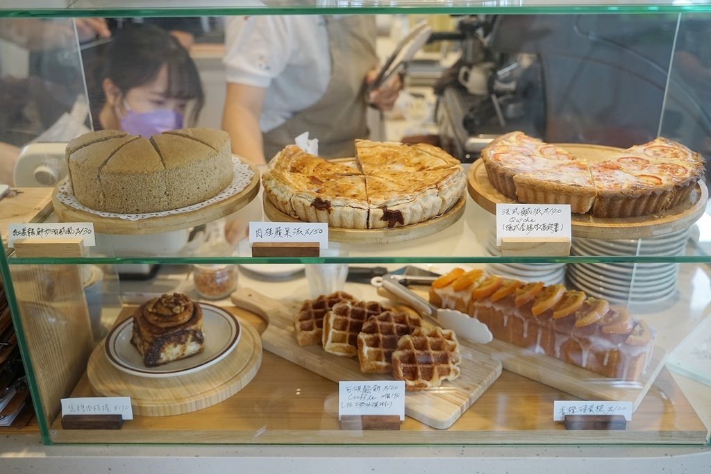 【台東咖啡館推薦】台東超人氣網美下午茶 純白藝術空間台東包場首選 Prozess Flower 普羅賽斯花藝咖啡廳