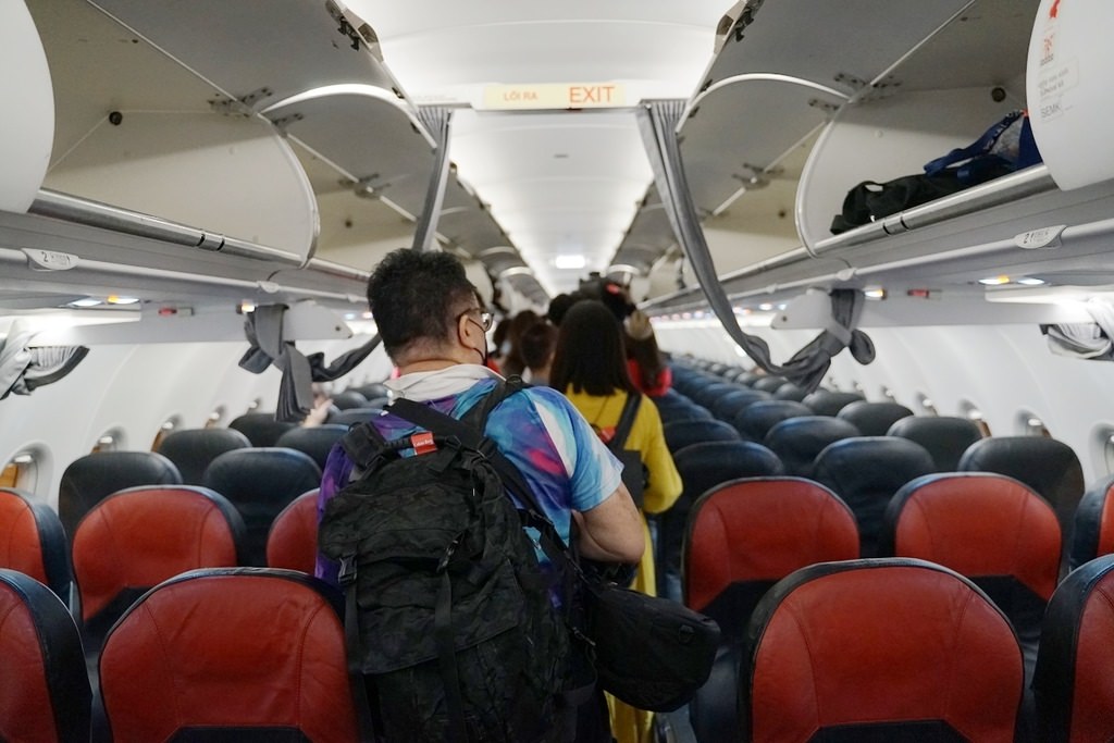 【台灣飛泰國清邁】泰越捷航空曼谷轉機全紀錄 飛機上吃泡麵真的超香