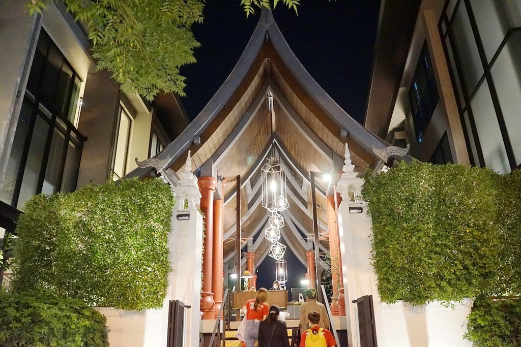 【泰國清邁住宿飯店推薦】湄南河旁室外網美泳池 豐富早餐自助吧 Maraya Hotel & Resort