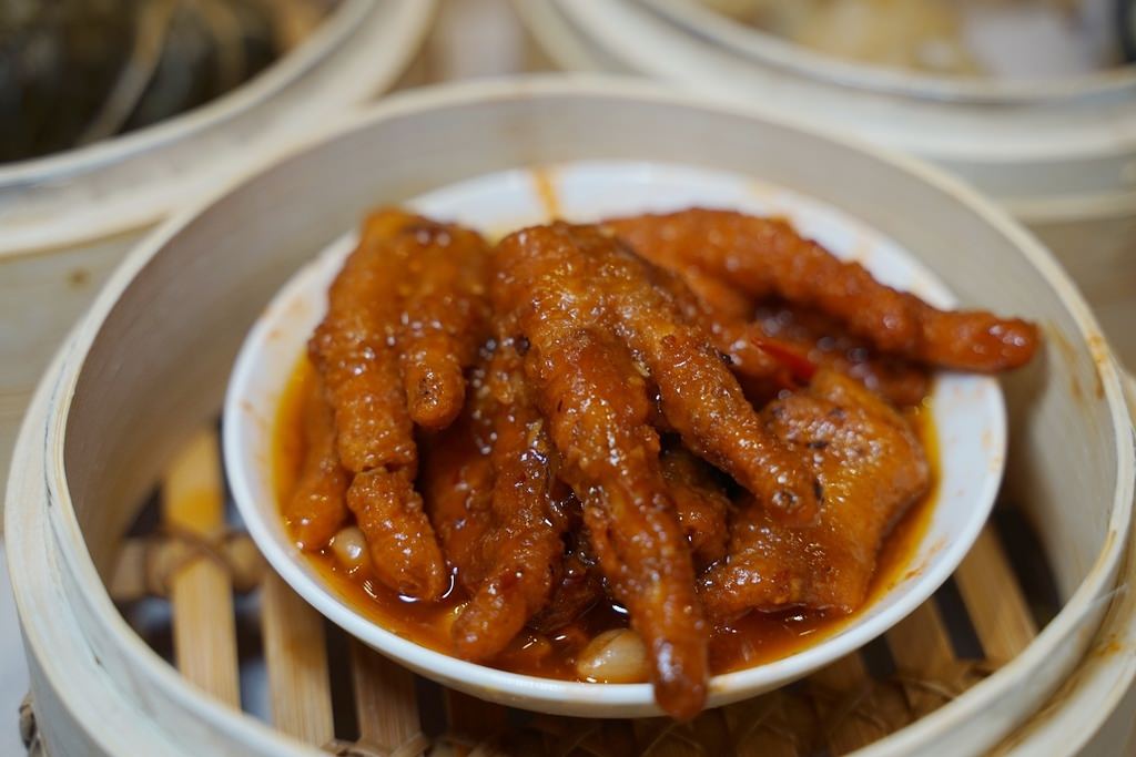 【大江購物中心美食餐廳推薦】人氣必點招牌「豬仔流沙包」 遊港必吃港式點心專門店 點點心台灣中壢大江店