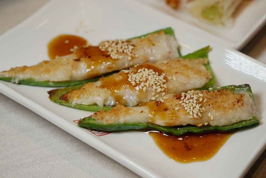 【大江購物中心美食餐廳推薦】人氣必點招牌「豬仔流沙包」 遊港必吃港式點心專門店 點點心台灣中壢大江店