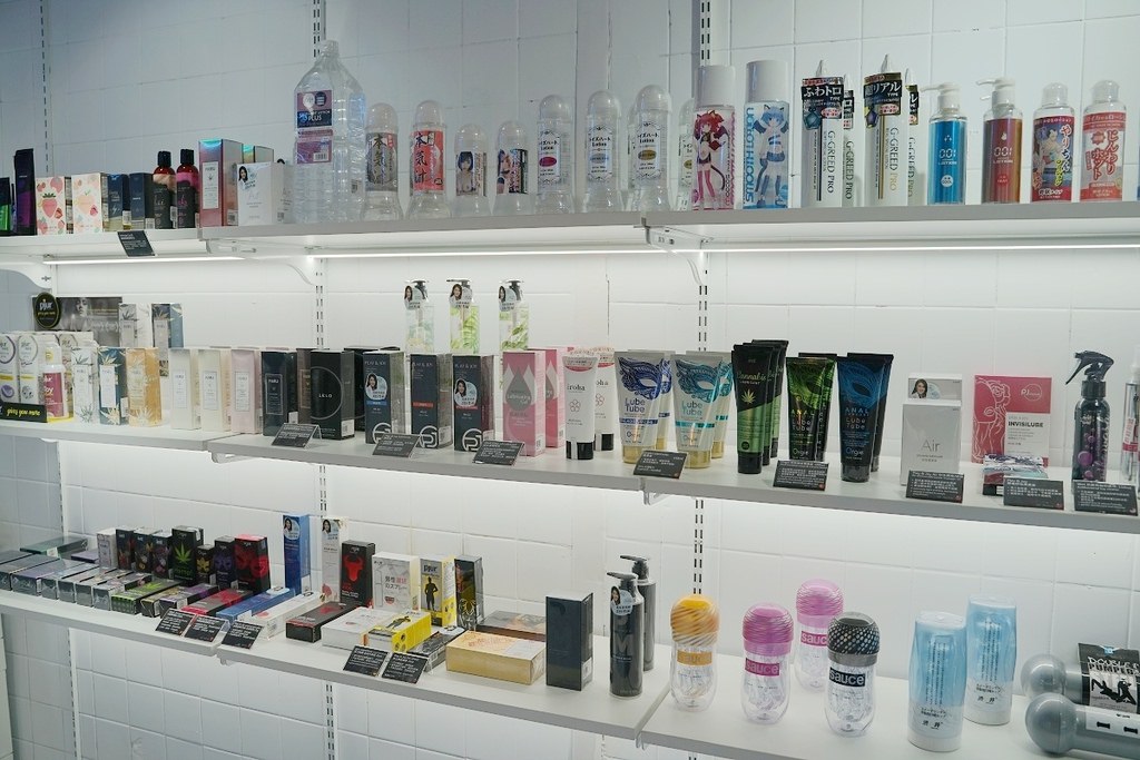 【板橋情趣用品店推薦】全台最有質感情趣商品店 全台唯一TENGABOX飛機杯冰箱 2人世界情趣用品新北板橋店