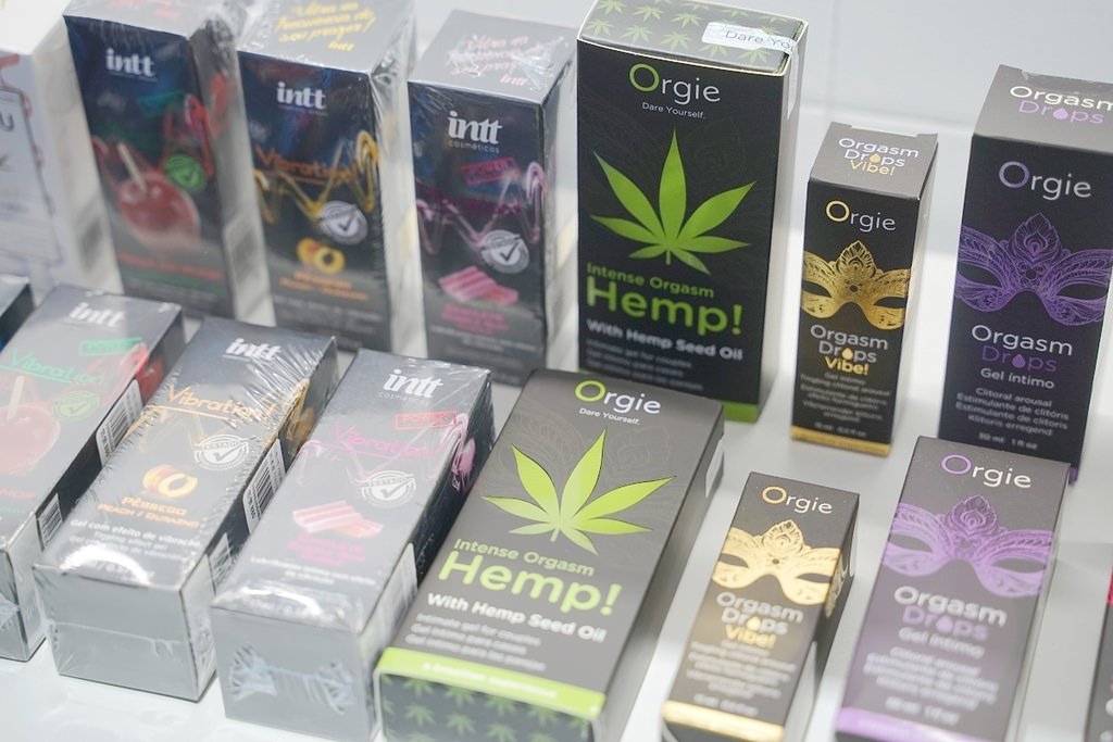 【板橋情趣用品店推薦】全台最有質感情趣商品店 全台唯一TENGABOX飛機杯冰箱 2人世界情趣用品新北板橋店