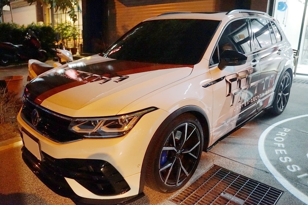 【台中汽車包膜推薦】3M烤漆保護膜/改色膜專門店 台中車體彩繪規劃 ABRAXAN亞柏森專業車體包膜