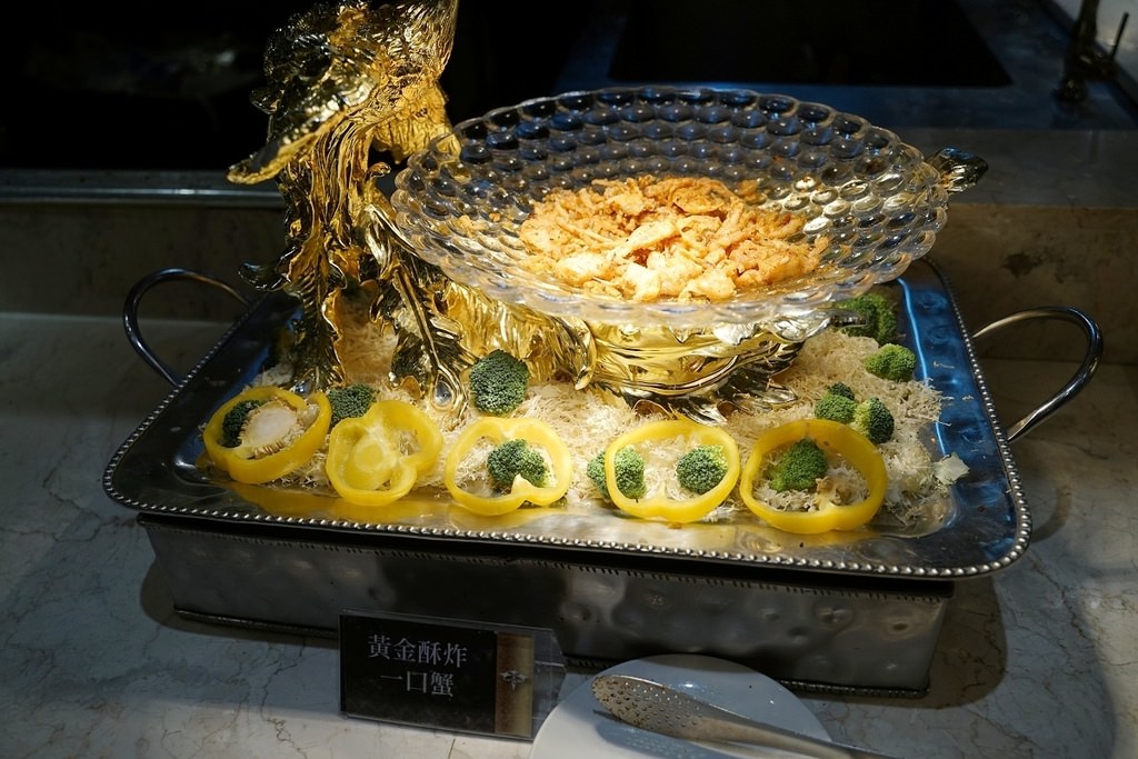 【台中南屯吃到飽推薦】台中海鮮吃到飽餐廳首選 超高CP值美食無限量供應 潮港城太陽百匯