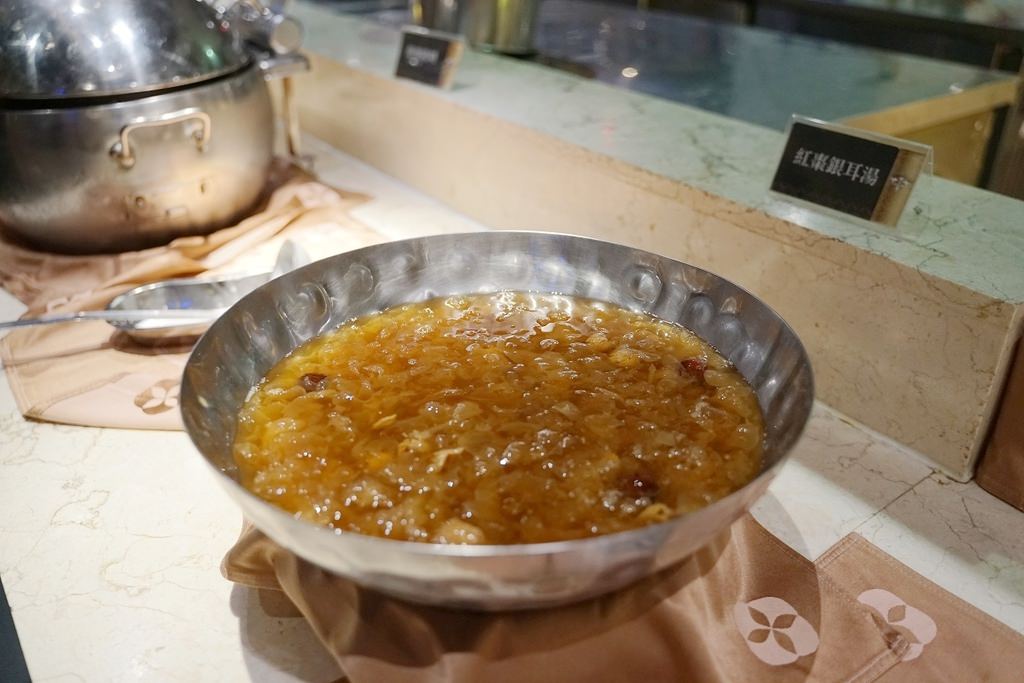 【台中南屯吃到飽推薦】台中海鮮吃到飽餐廳首選 超高CP值美食無限量供應 潮港城太陽百匯