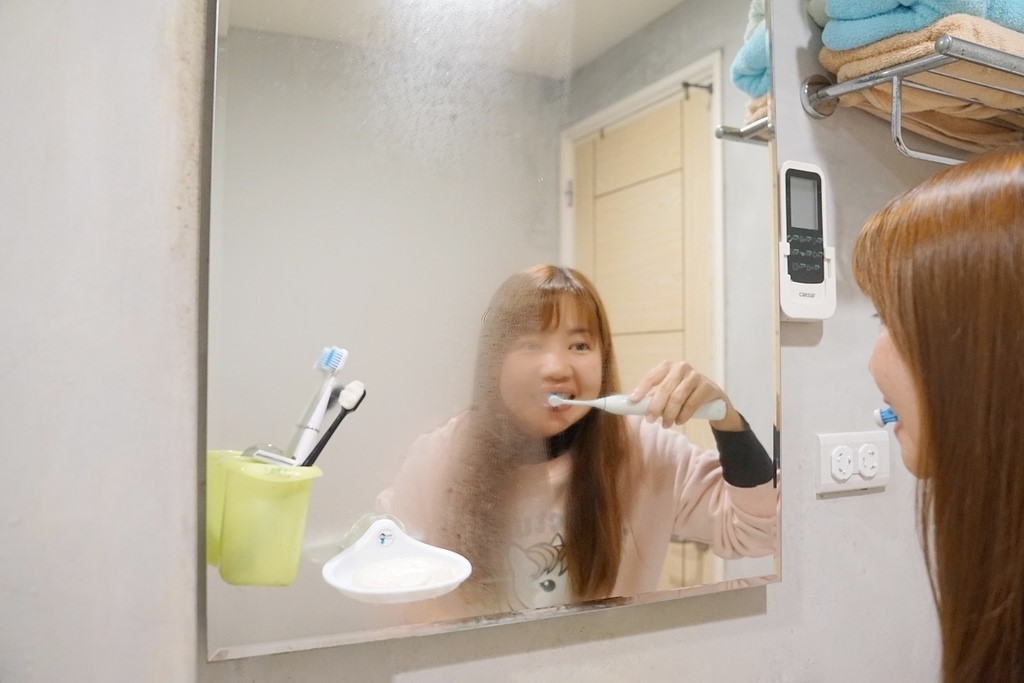 【玻璃防霧好物推薦】車窗玻璃/後視鏡/浴室鏡子都能用 清潔指紋油垢並形成防霧鍍膜【Soft99玻璃防霧劑凝膠型】