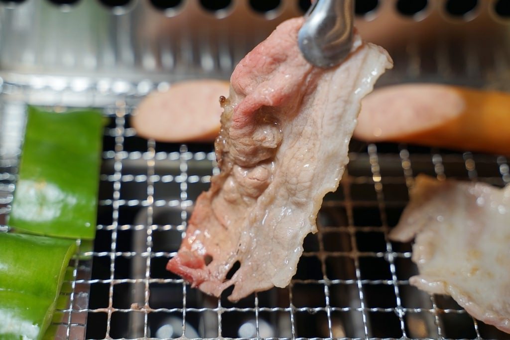 【桃園新光影城美食推薦】日本單人燒肉創始品牌 美味好吃雙人肉滿足分享餐 燒肉LIKE桃園新光影城店