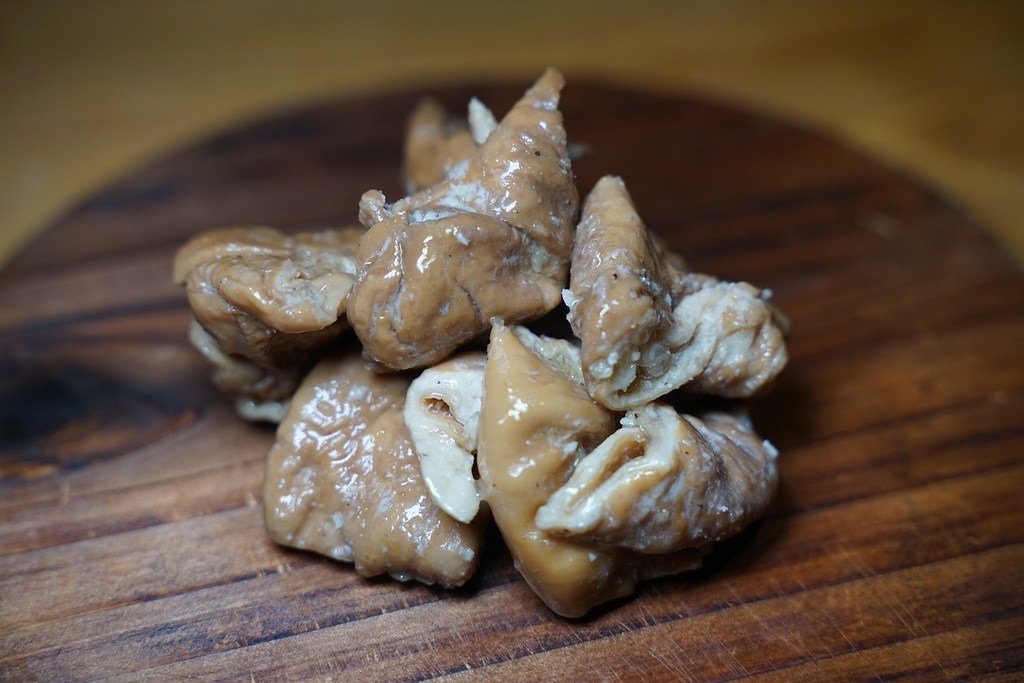 【新店小碧潭美食推薦】新開幕老屋網美餐廳好選擇 精緻碳火燒肉宵夜首選 米炭火燒肉小酒館新店小碧潭店