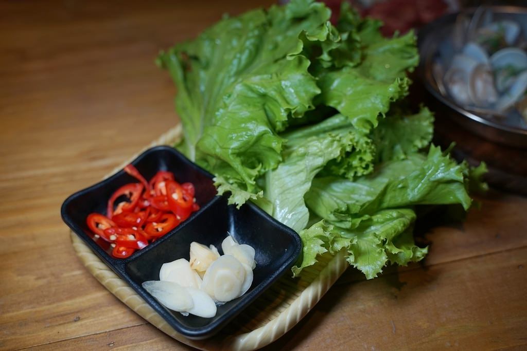 【新店小碧潭美食推薦】新開幕老屋網美餐廳好選擇 精緻碳火燒肉宵夜首選 米炭火燒肉小酒館新店小碧潭店