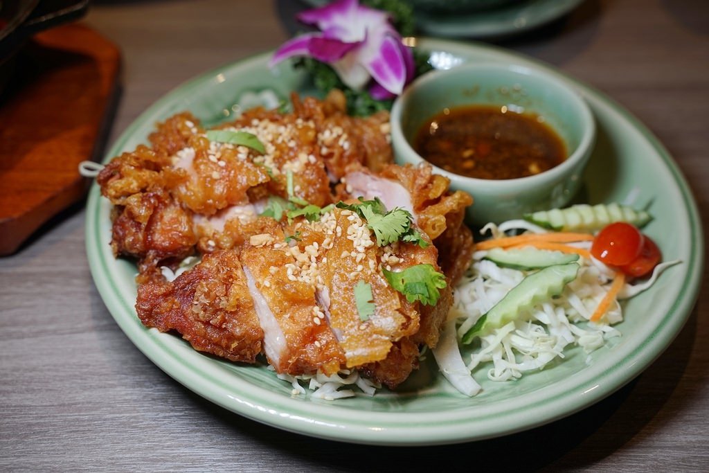 【愛買南雅店美食餐廳推薦】平價美味泰式料理 泰香四人行套餐 泰味館泰式料理愛買南雅店