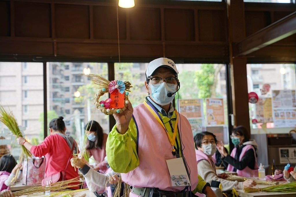 【桃園親子行程景點推薦】都市農夫稻穗收割稻梗祈福環體驗營 專業生態導覽 大有梯田生態公園