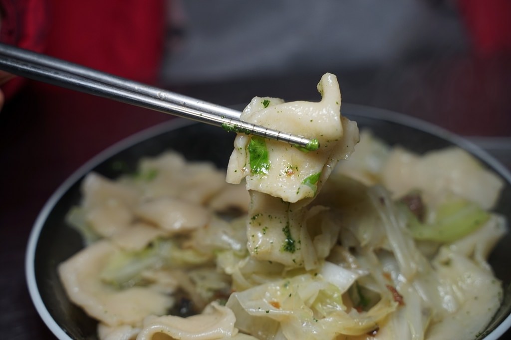 【中壢素食推薦】現點現擀現切現煮書香手工素食麵 好吃美味香椿手工麵 義民路和平素食